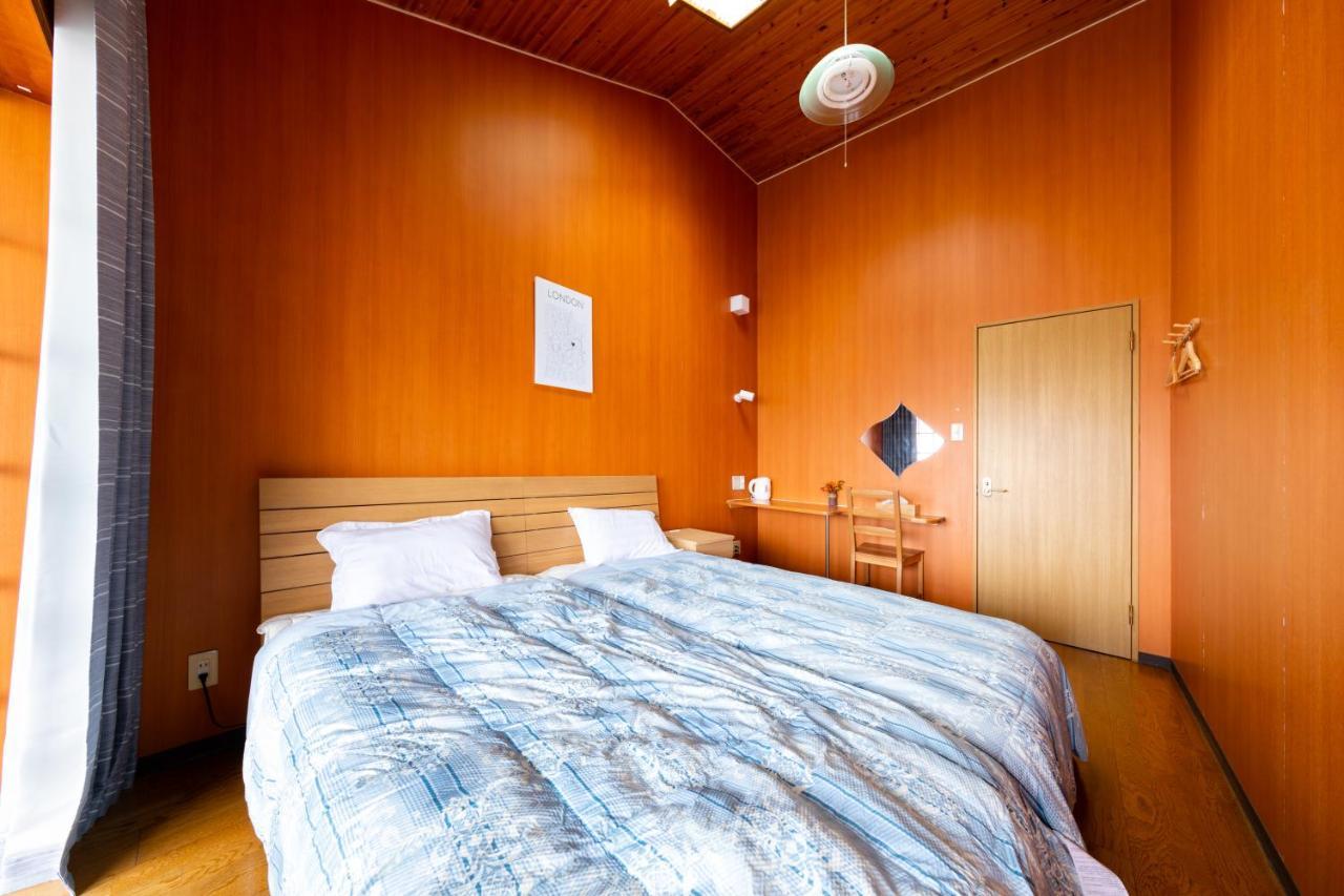 Yolee Guest House Идзумисано Экстерьер фото